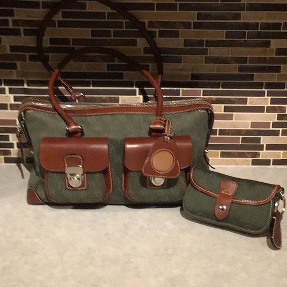 Dooney & Bourke Handbags - Dooney & Bourke Double Pocket Tote Green Signature Print Anniversary